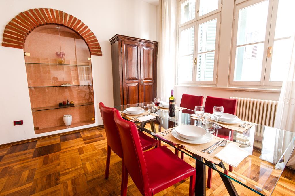 Bright Apartments Verona - Borsari Historical Номер фото